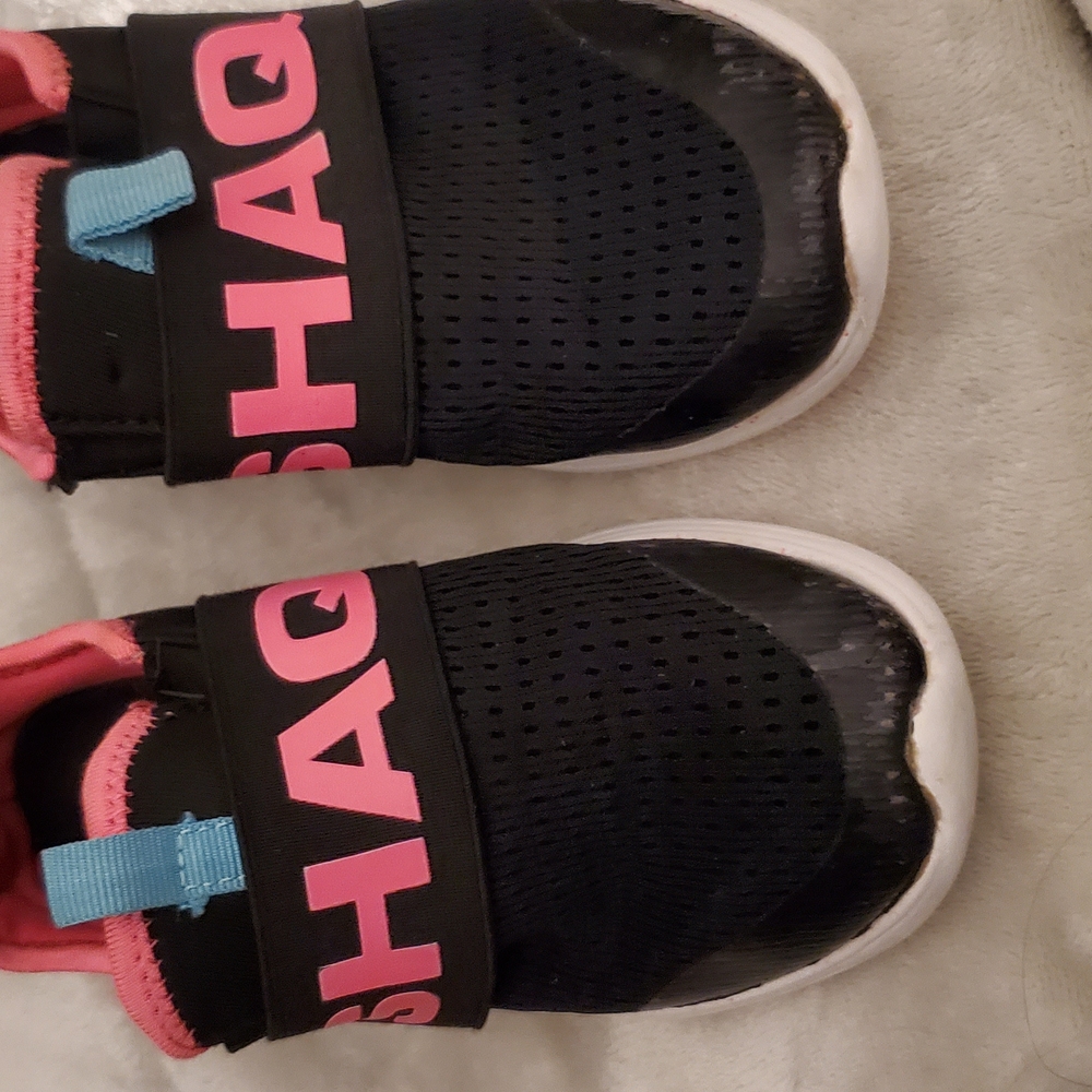 Shaq Kids Shoes - Black and Pink Size 13